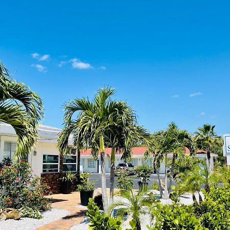 Siesta Inn Sarasota - Indian Beach Exteriér fotografie